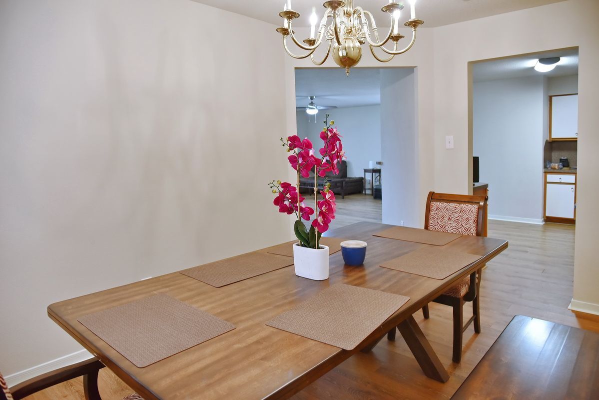 Building Photo - 1106 Mossy Branch St