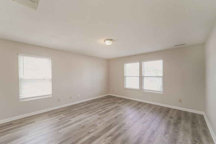 Building Photo - 4472 Norfleet St