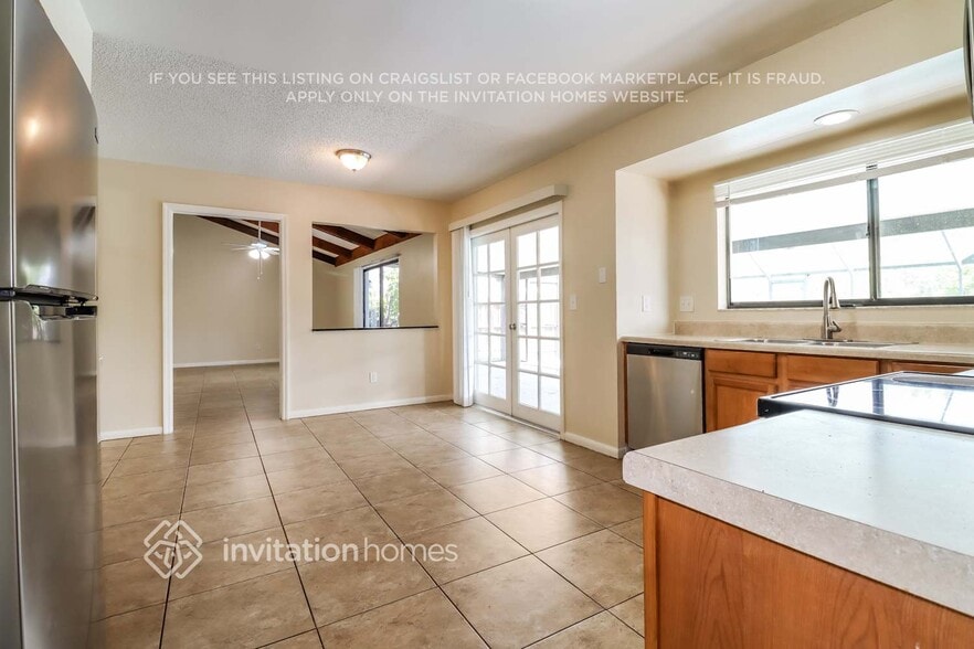 Building Photo - 16517 Foothill Dr