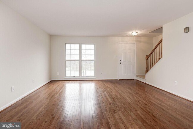 Building Photo - 22037 Manning Square