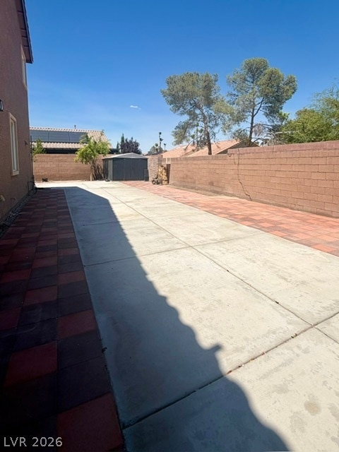Building Photo - 6460 W Diablo Dr