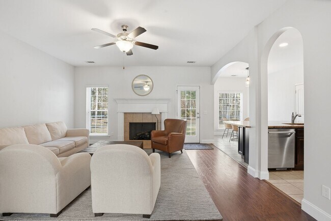 Building Photo - Beautiful Home for Lease in Buckhead