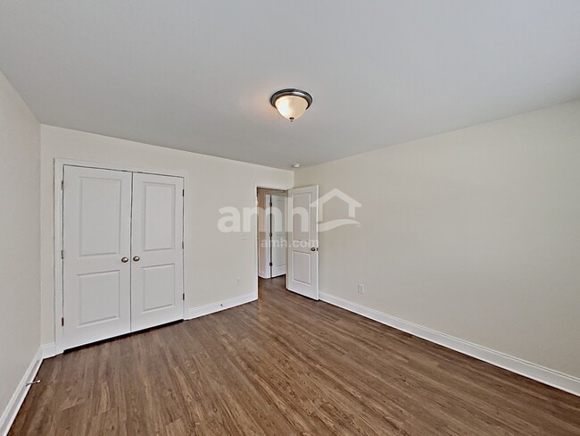 Building Photo - 363 Macroom Court