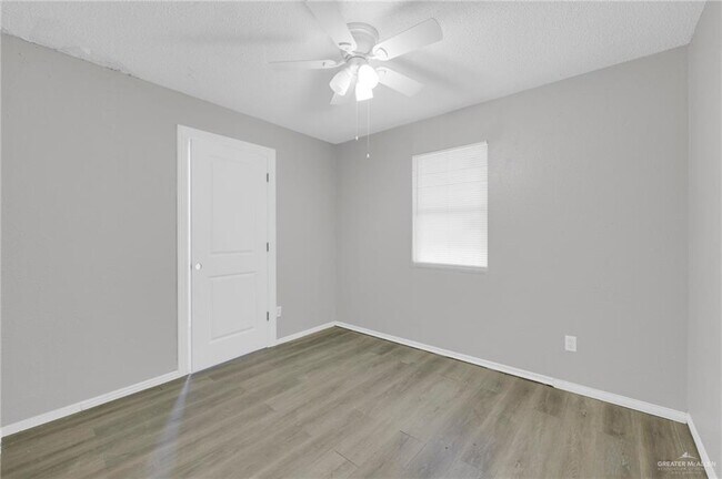 Building Photo - 14 S 26th St