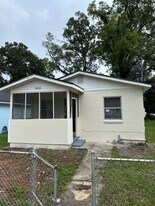 Building Photo - 1450 W 22nd St