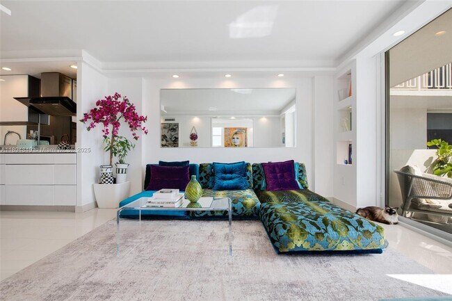 Building Photo - 401 Ocean Dr