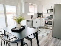 Building Photo - **First Month Free**