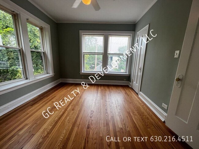 Building Photo - 2144 W Estes Ave