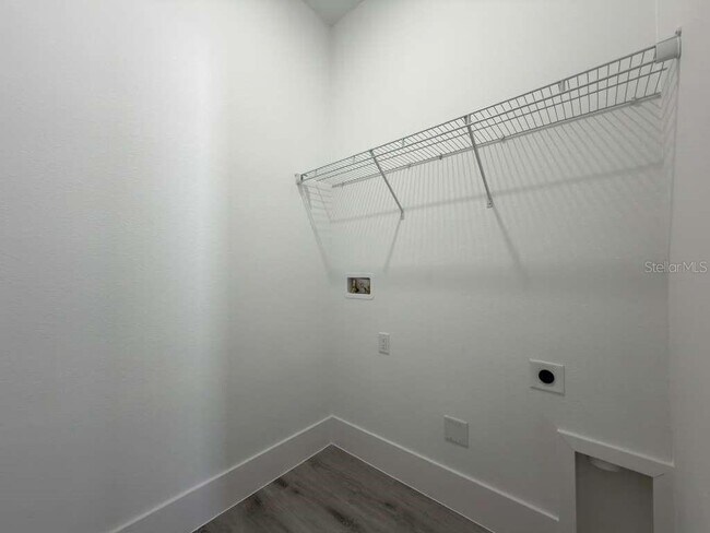 Building Photo - 15775 SW 59th Avenue Rd