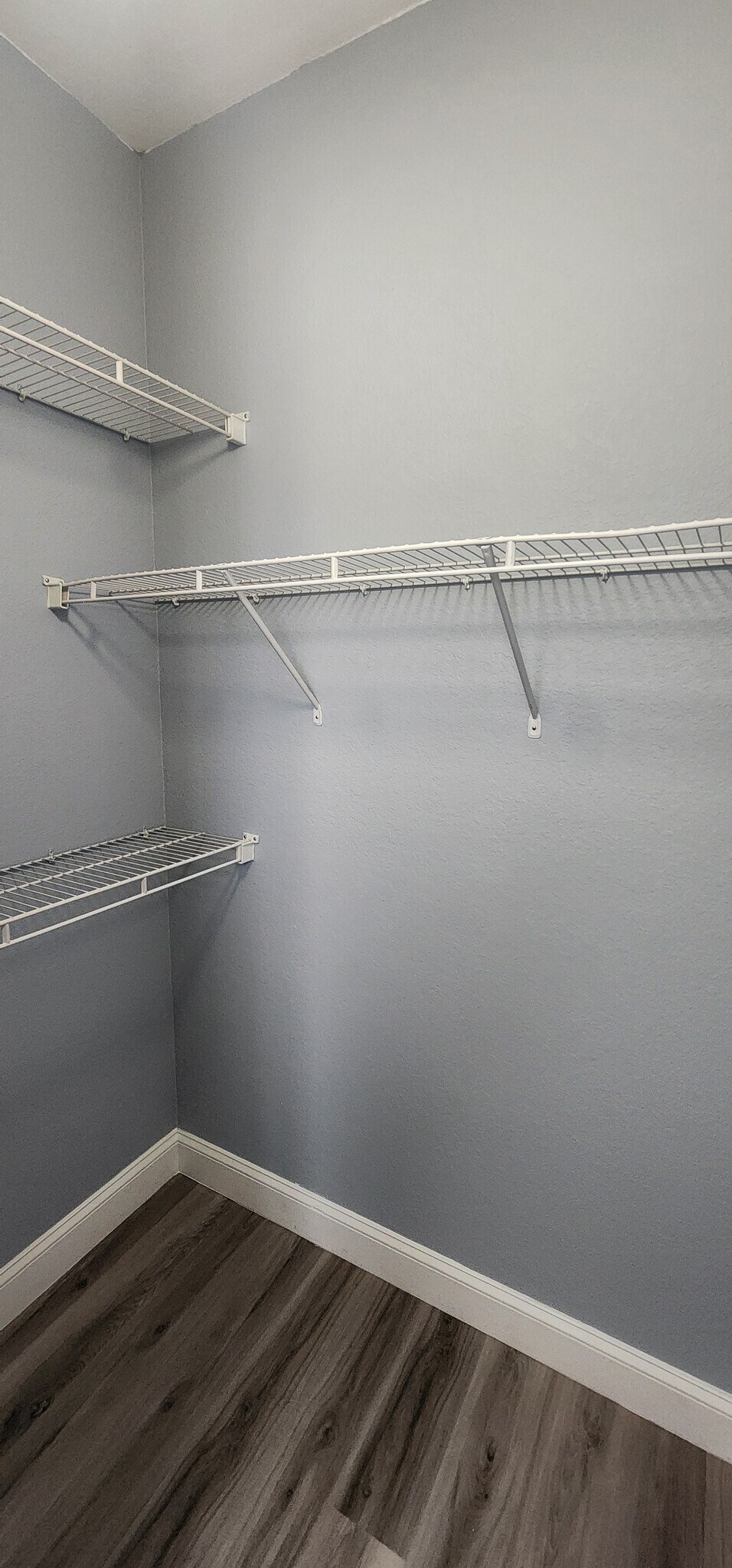 Building Photo - 640 SE 1st St