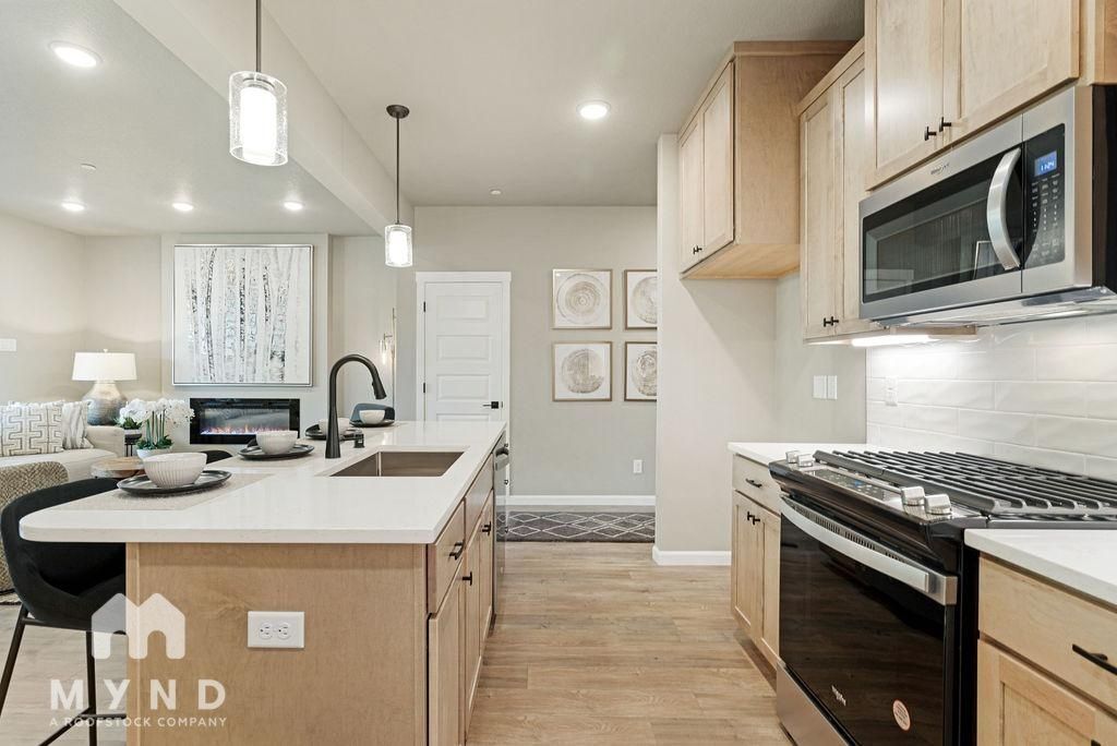 Building Photo - 6930 NE 131st Way