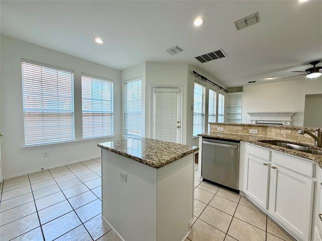 Building Photo - 516 Hawken Dr
