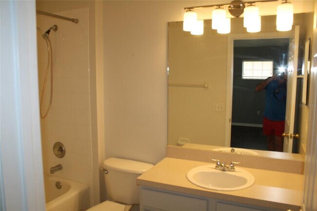 Building Photo - 6309 Rosefinch Ct