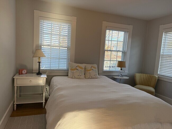 Building Photo - 15 Claremont Terrace