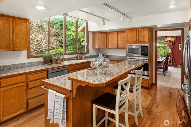 Building Photo - 17248 NE 125th St