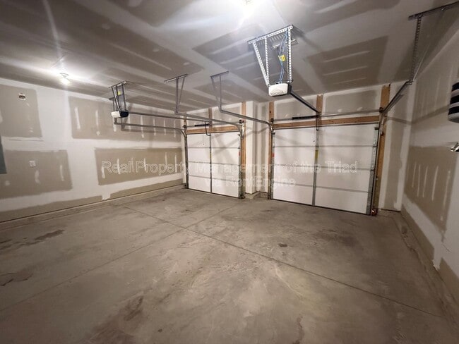Building Photo - 2457 Dukes Hollow Ct