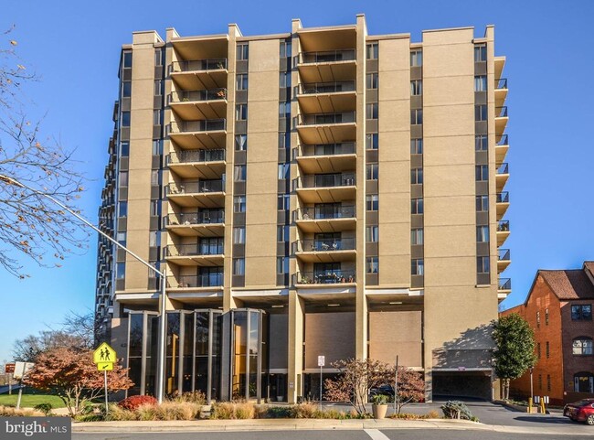 Building Photo - 4242 East-West Hwy