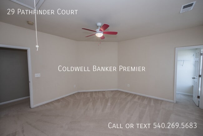 Building Photo - 29 Pathfinder Ct