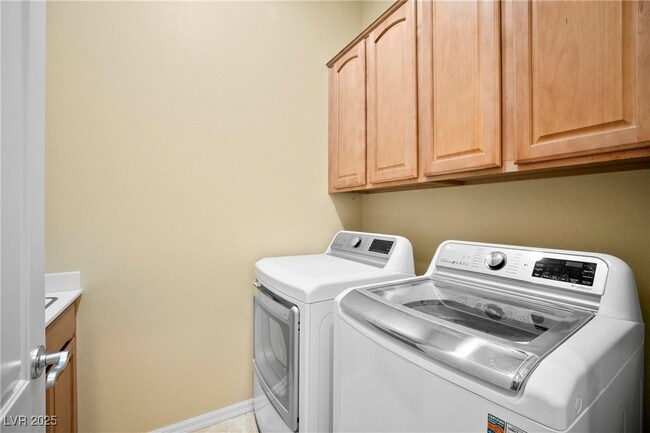 Building Photo - 2079 Cotton Valley St