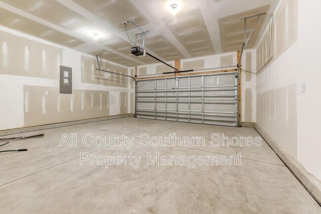Building Photo - 223 Augusta Grn Wy
