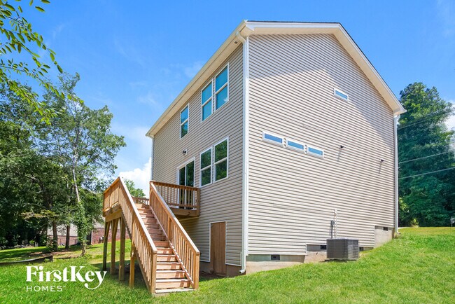 Building Photo - 1754 Jenkins Rd