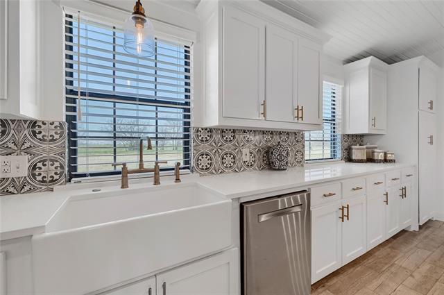 Building Photo - 132 Windmill Dr