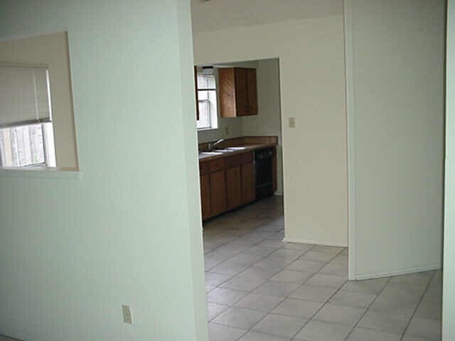 Building Photo - 18719 Lippizaner Dr