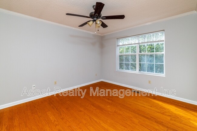 Building Photo - 203 Sweet Gum Lane