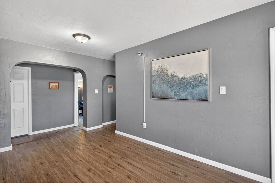 Building Photo - 2159 Gerard Ct