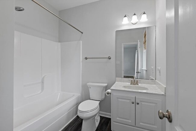 Building Photo - 184 Grandview Dr