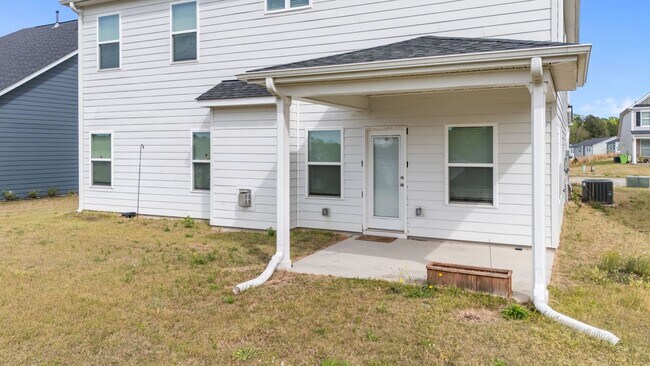 Building Photo - 629 Longstanton Ave