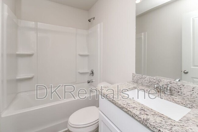 Building Photo - 160 Avondale Blvd SE