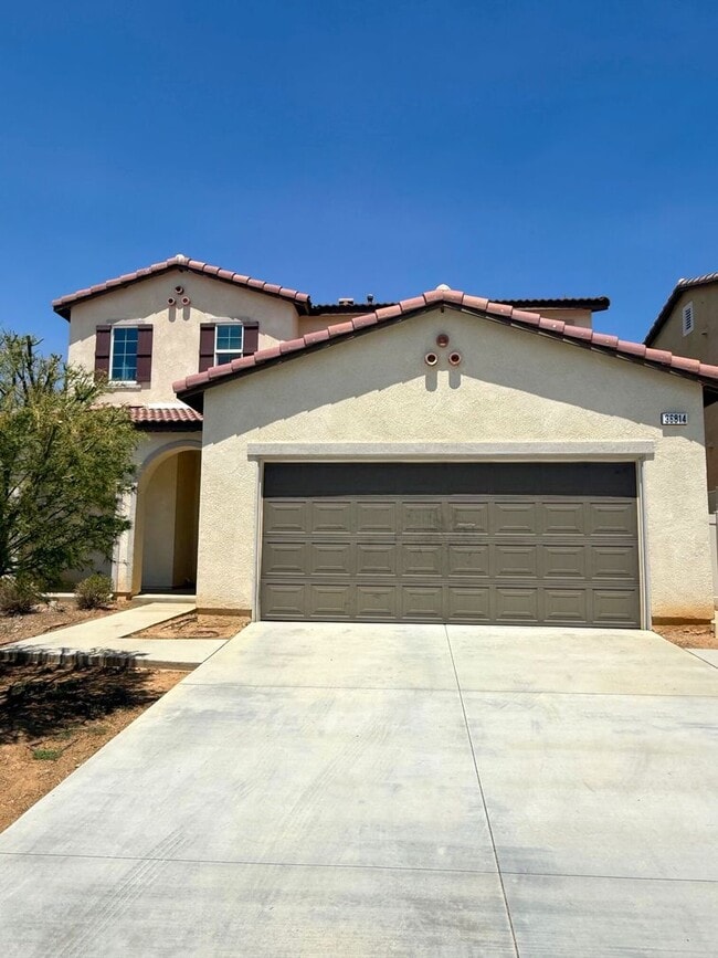 Primary Photo - Beautiful 3Bed 2.5Bath