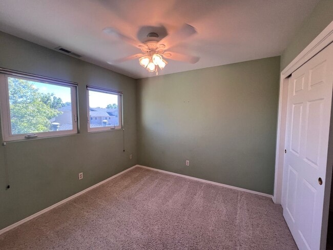 Building Photo - 1678 N Hwy 395