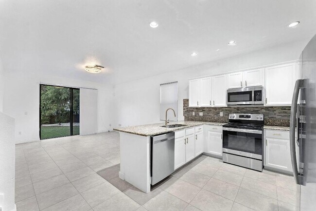 Building Photo - 3841 Aspen Leaf Dr