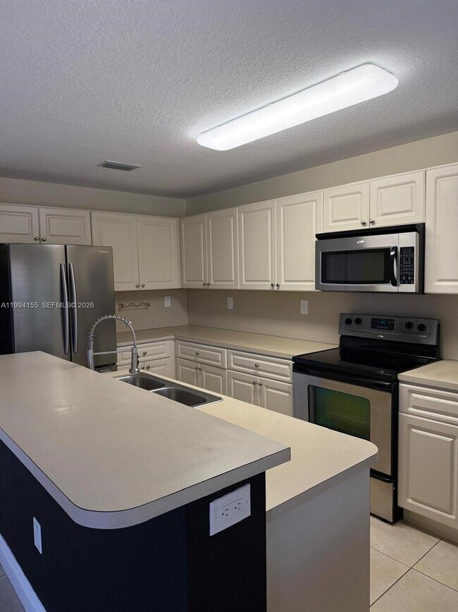 Building Photo - 15274 SW 30th Terrace