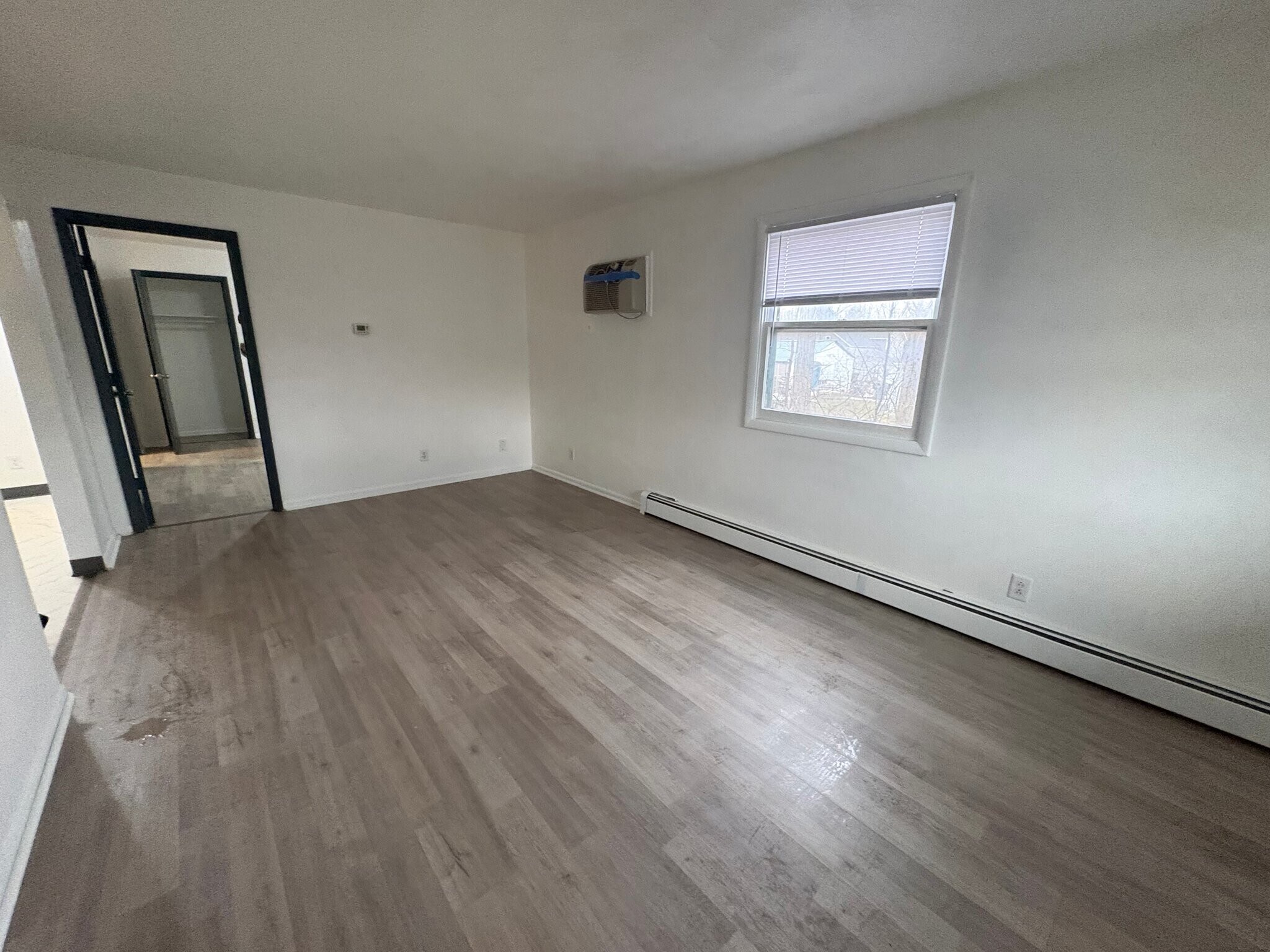 Building Photo - 156 N 28th St