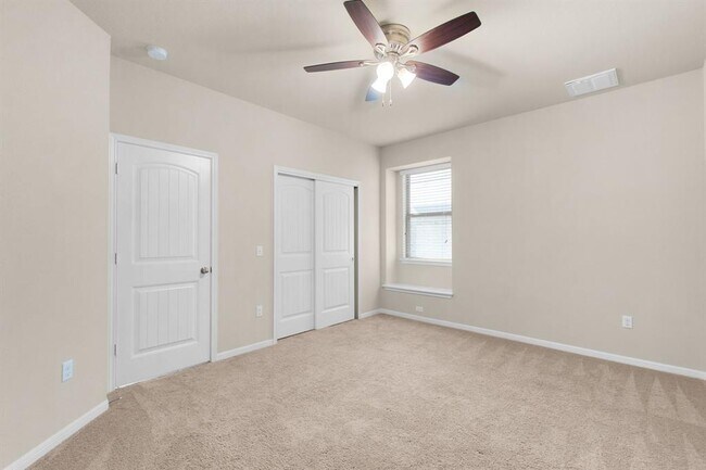 Building Photo - 2437 Lyla Ln