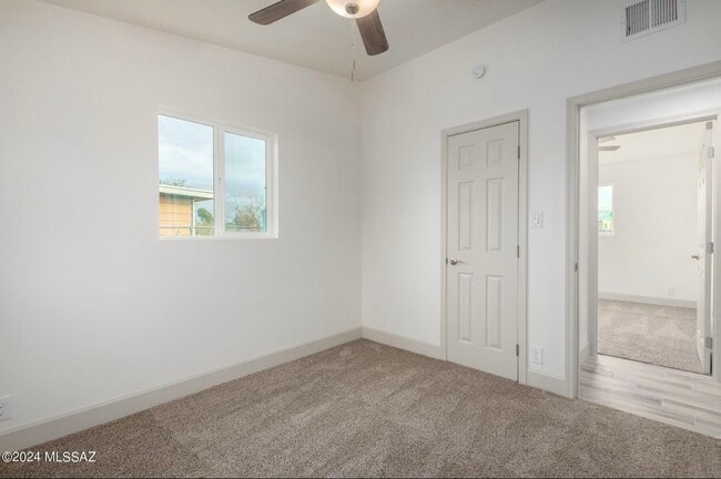 Building Photo - 6824 S Burcham Ave