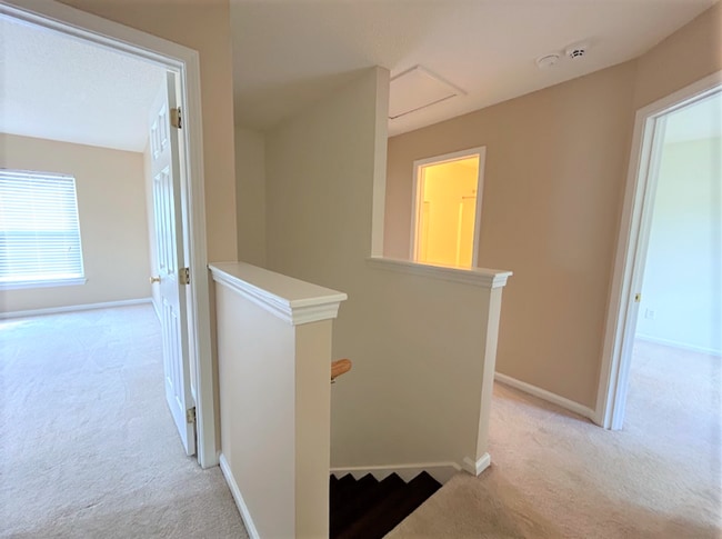 Building Photo - 109 Kensel Ct