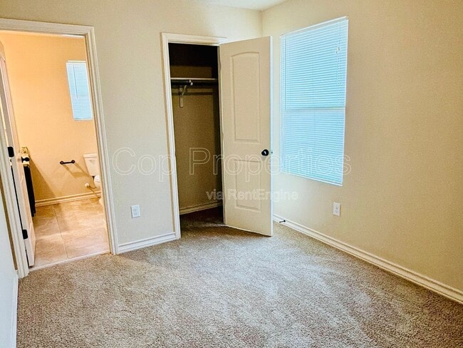 Building Photo - 7108 Micayla Cove