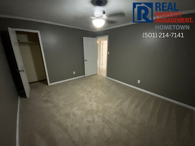 Building Photo - 4100 Driskill Dr