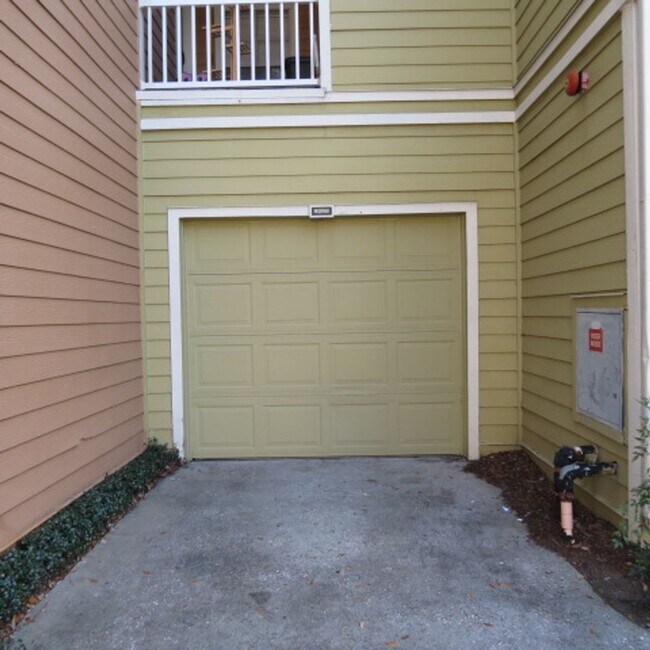 Building Photo - Park Central Gated Community!!2/2 with a G...