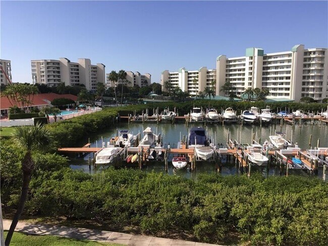 Building Photo - 7984 Sailboat Key Blvd S
