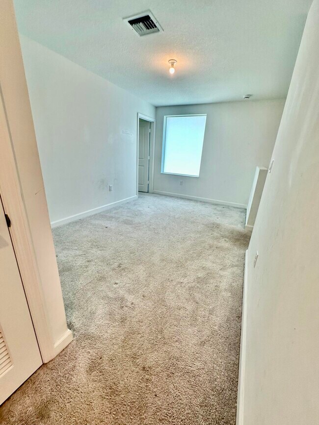 Building Photo - 4518 Dow Ln