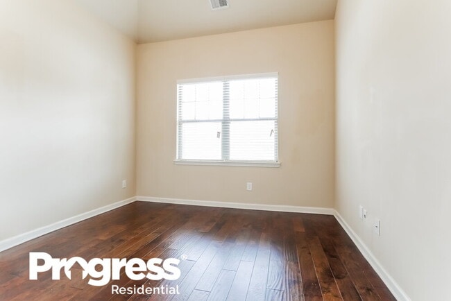 Building Photo - 2043 Weatherby Way Ct