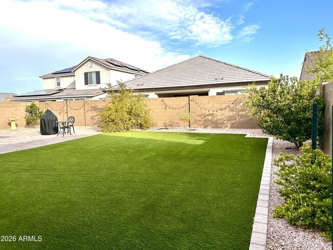 Building Photo - 9659 W Cashman Dr