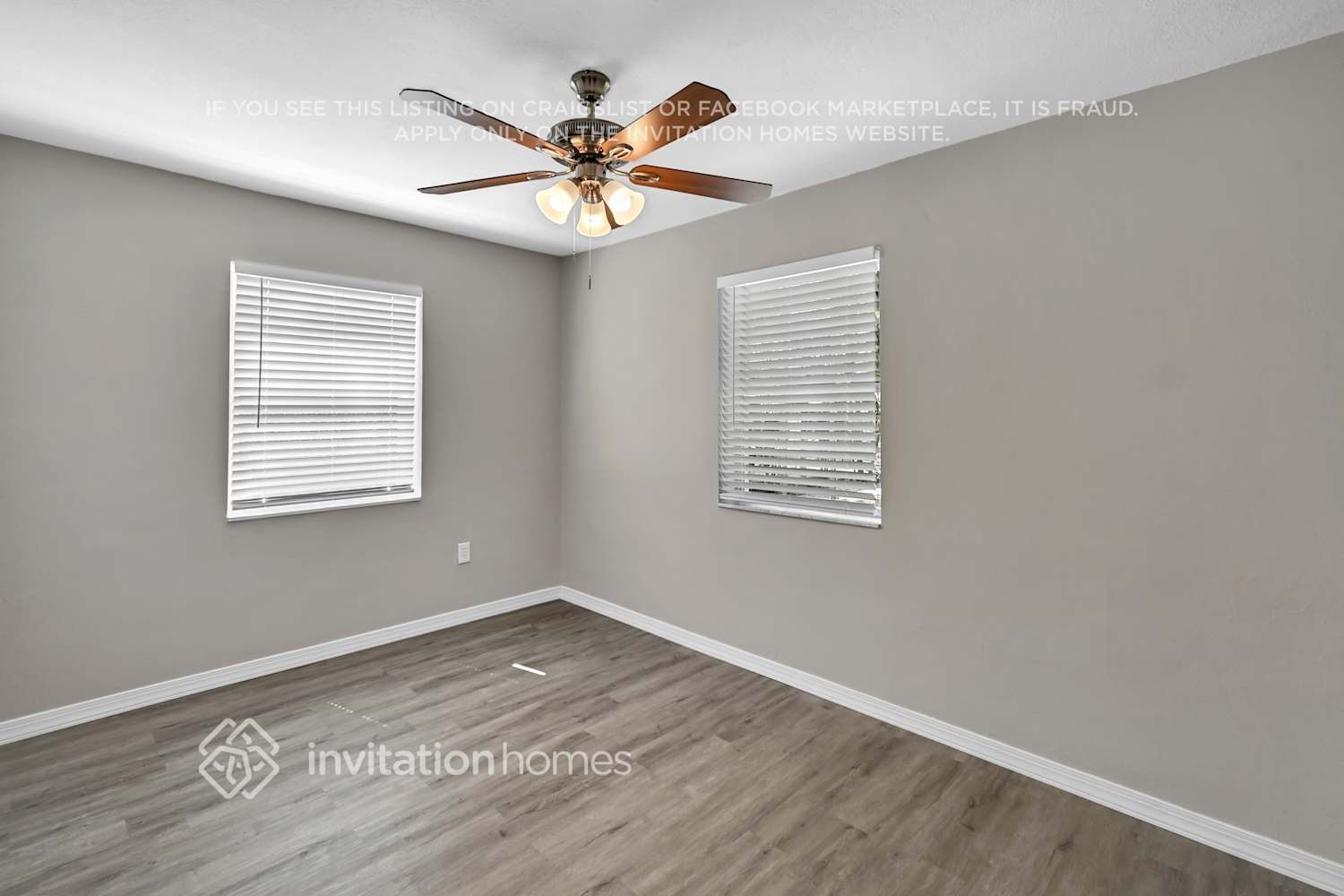 Building Photo - 3028 Ridgeway Ave