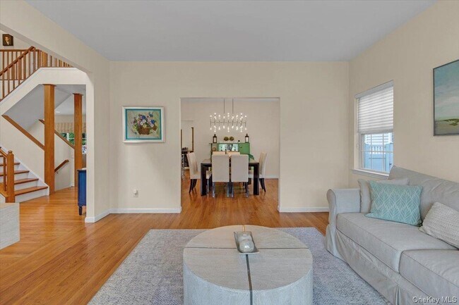 Building Photo - 35 Auden Ave