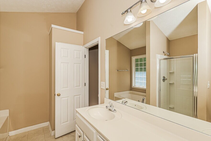 Building Photo - 22 Tillbrook Trail